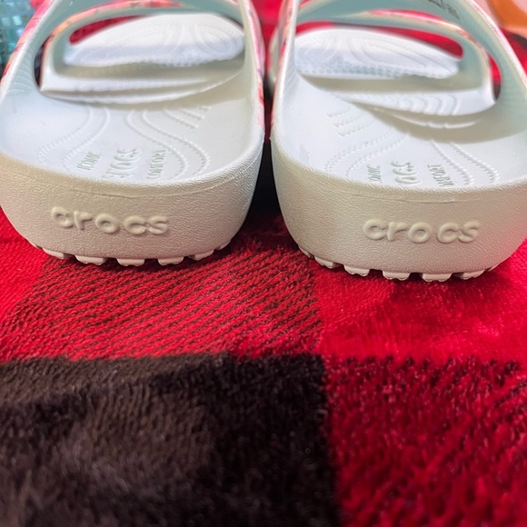 Crocs Women Multicoloured Printed Kadee II Dream Slip-On, Size 11 - Picture 8 of 16